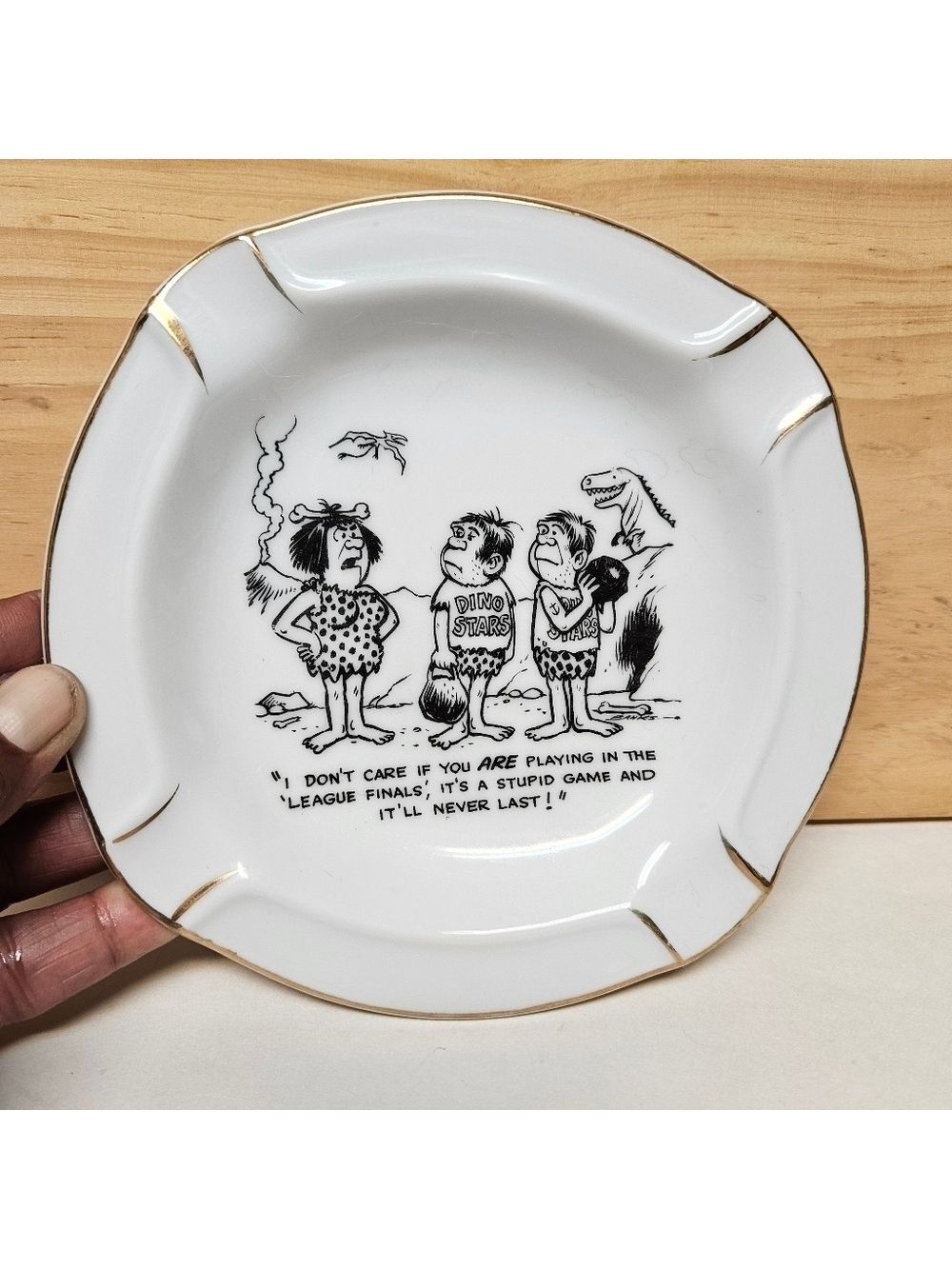 Vintage Alley Antics by Banks Comic Ashtray